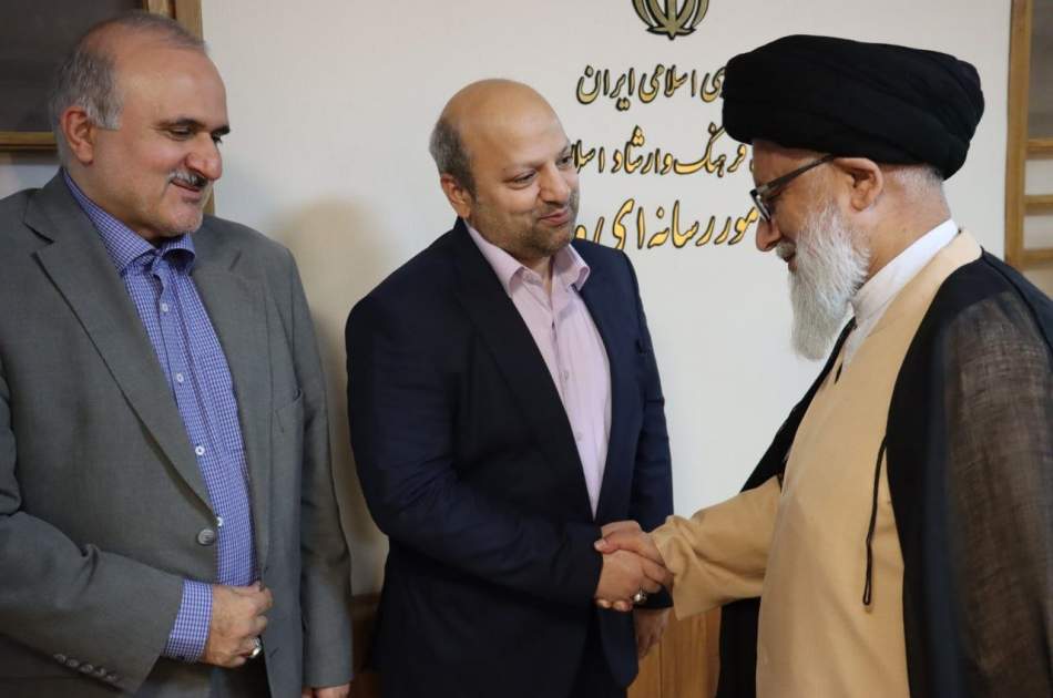 حسینی مزاری: ایران خاکریز کل جهان اسلام است/ نوروزپور: سیاست رسانه‌ای ما حمایت از افغانستان و پرهیز از نگاه تبعیض‌آمیز به مهاجران است