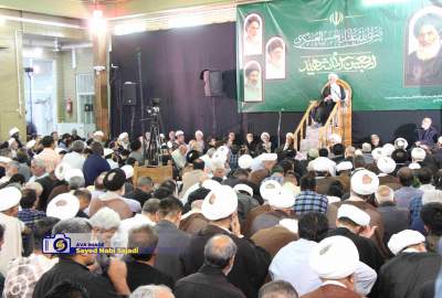تصاویر/ آیین اربعین تدفین امام شهید در دفتر آیت‌الله العظمی سیستانی در قم  