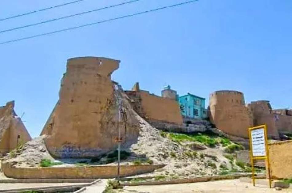 په اتو ولایتونو کې د ۴۴ لرغونو ځایونو او تاریخي اثارو پولې جوړې شوې
