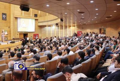 تصاویر/ همایش تقدیر از دستگاه‌های اجرایی ایران و مواکب خدمت‌رسان مهاجرین افغانستان در مشهد برگزار شد  