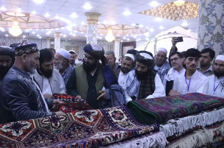 په بلخ کې د افغان قزاقستان د لاسي صنایعو او کلتوري میراثونو نندارتون ترسره شو