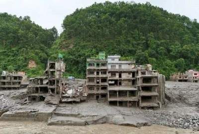 Nepal-China border flood death toll reaches 1,375 / more than 5,400 still missing