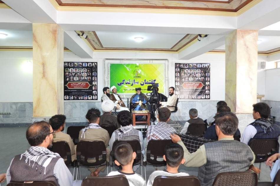 ۳۵ سال فعالیت مرکز تبیان با خط‌ مشی و اندیشه مستقل؛ از تحصیل بیش از ۸۰ هزار دانشجو تا راه‌اندازی خبرگزاری بین المللی آوا