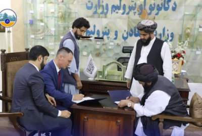 د افغانستان او تاتار شرکت ترمنځ د ۱۳.۸ میلیون ډالرو په ارزښت د تیلو دوه قراردادونه لاسلیک شول
